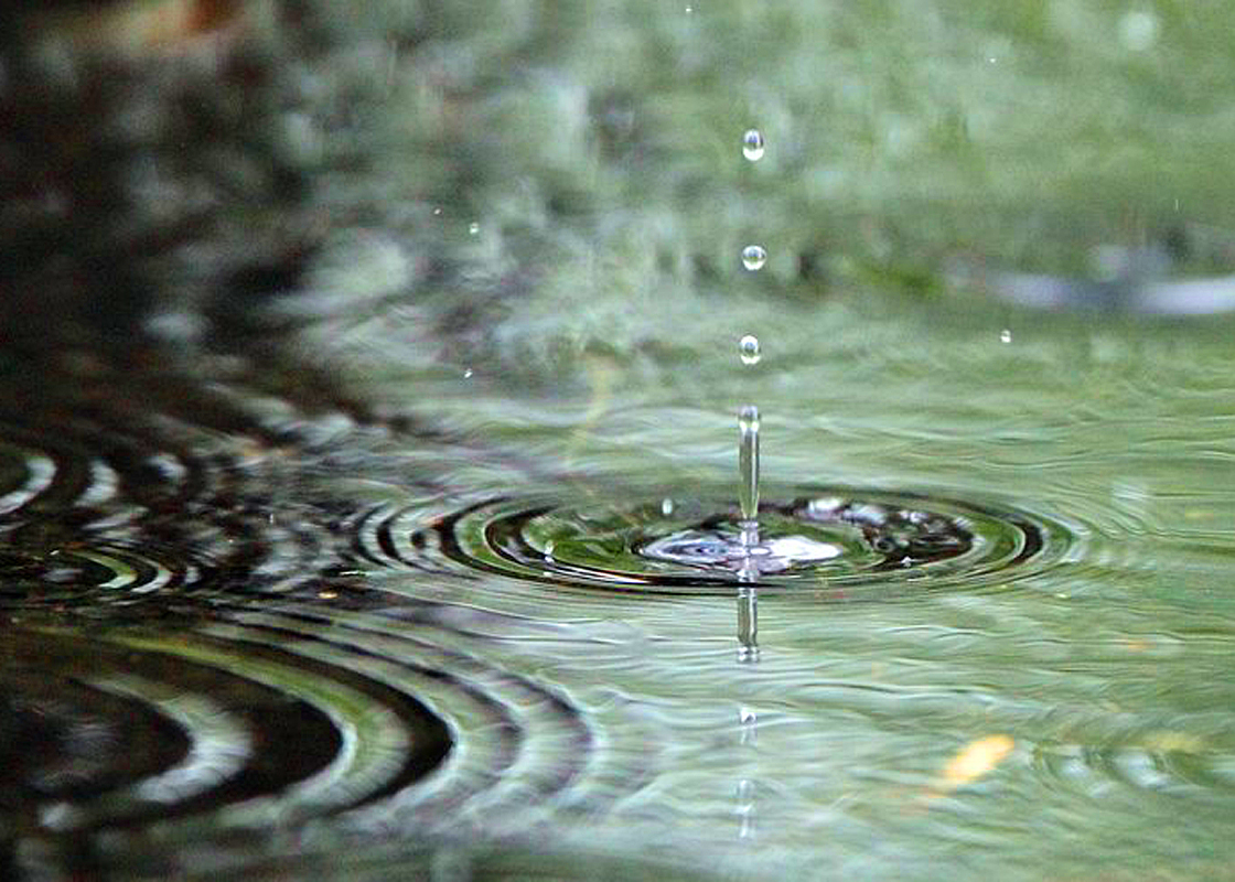 wasser tropfen pfuetze 280x200